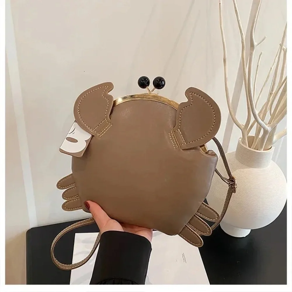 Y2K Crab Crossbody Purse Novelty Coastal Beachcore Summer Bag Coconut Girl